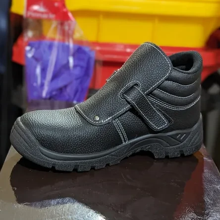 Kukka welding boots